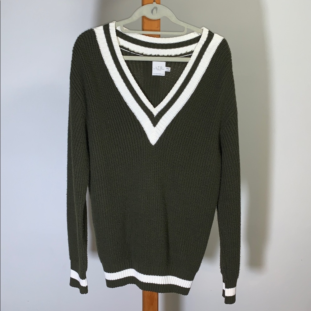 TOPMAN Olive Green and White V-Neck Ribbed Sweater - Size Men's US Small